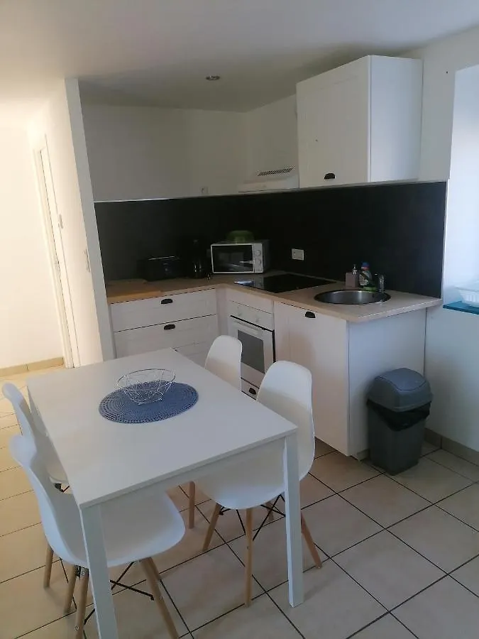 Charmante Maison Situee Entre Plages Et Port Villa Ploudalmezeau